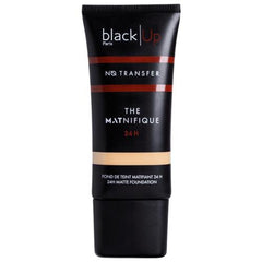 The Matnifique 24H Mattifying Foundation